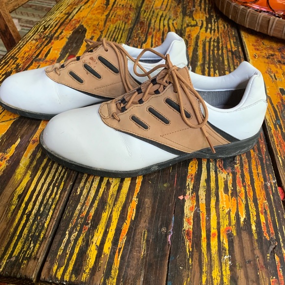 5 for $25 Adidas Golf shoes - Picture 2 of 4